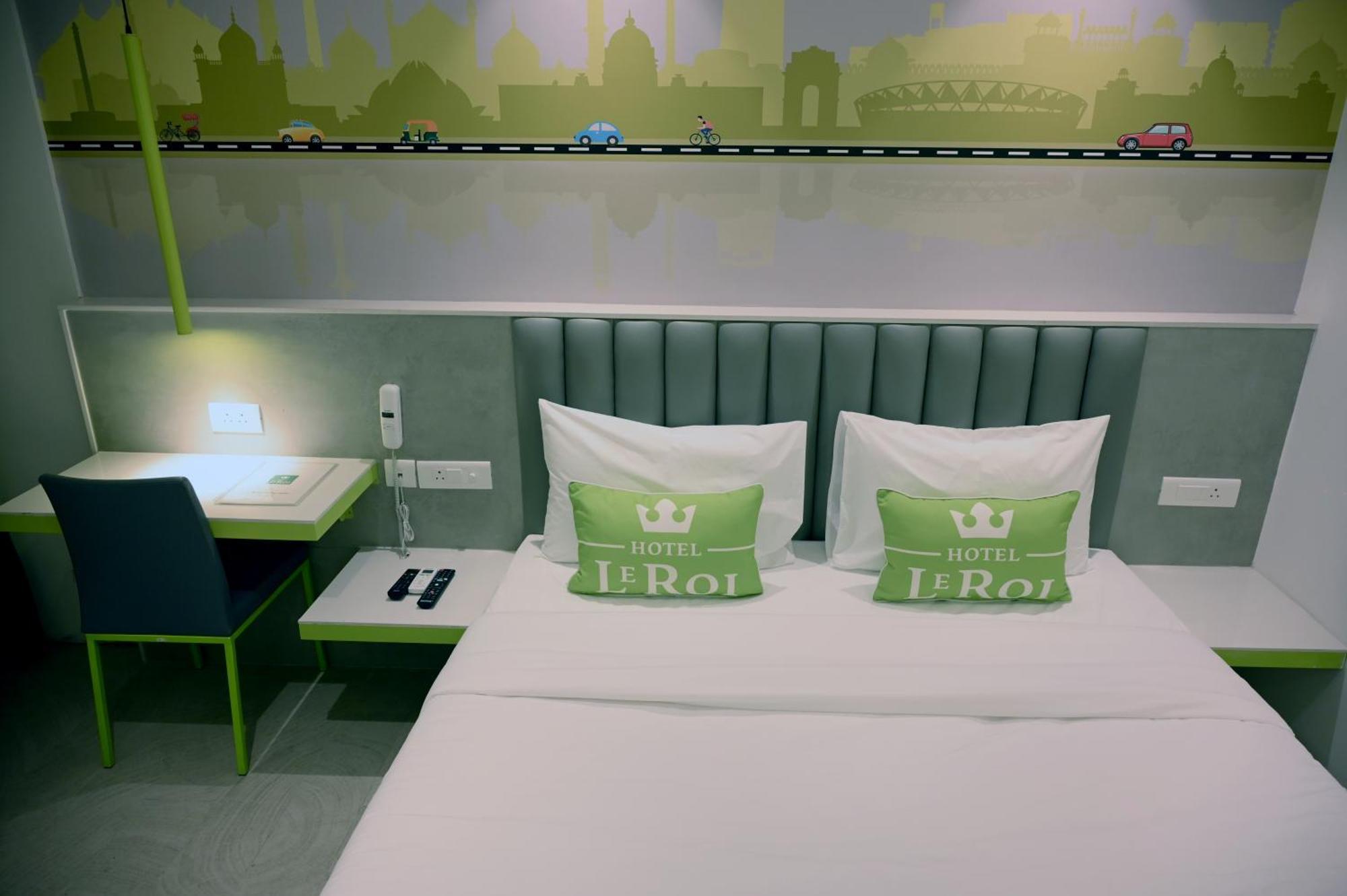 Hotel Le Roi Express Karol Bagh デリー エクステリア 写真