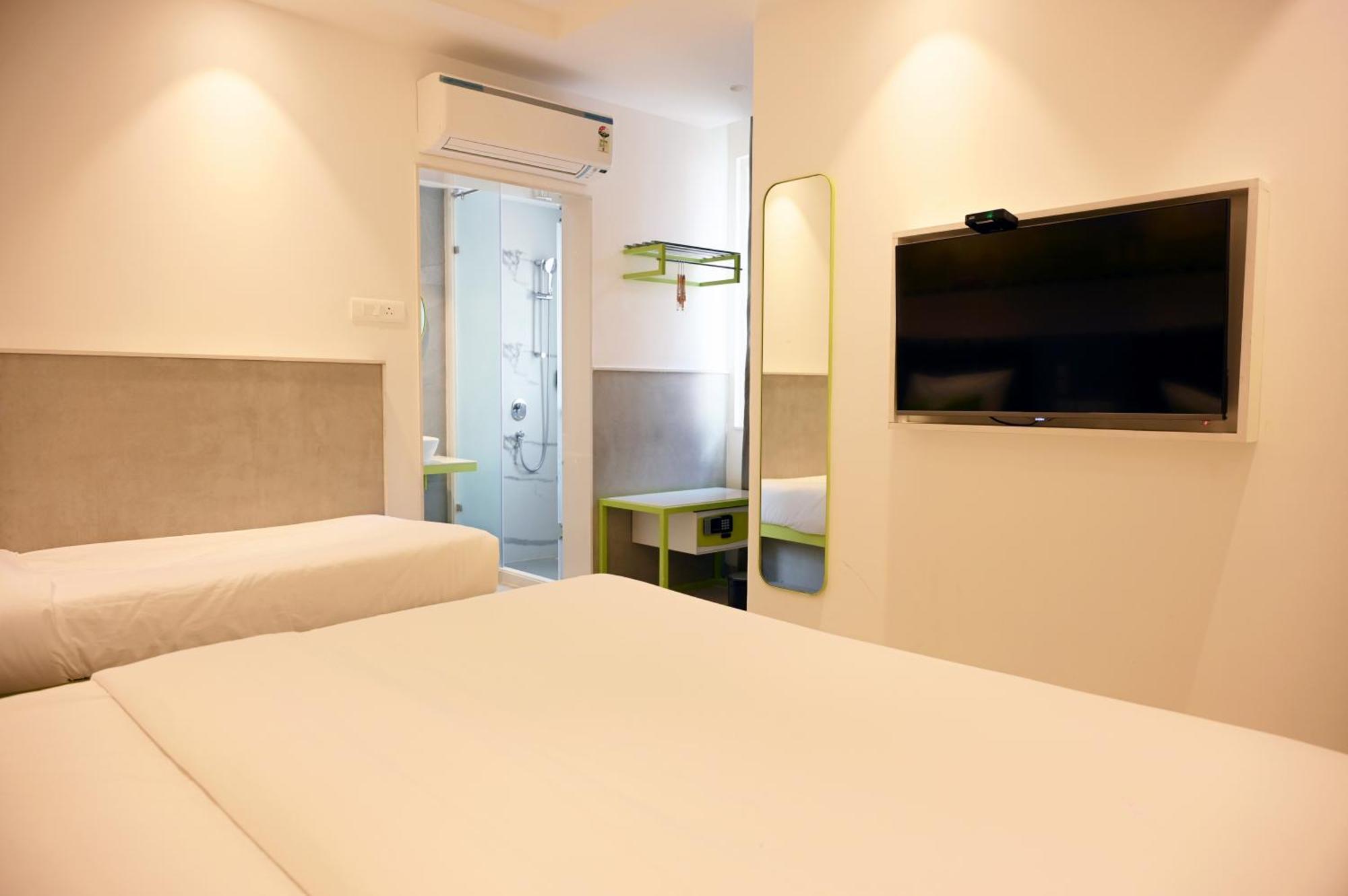 Hotel Le Roi Express Karol Bagh デリー エクステリア 写真