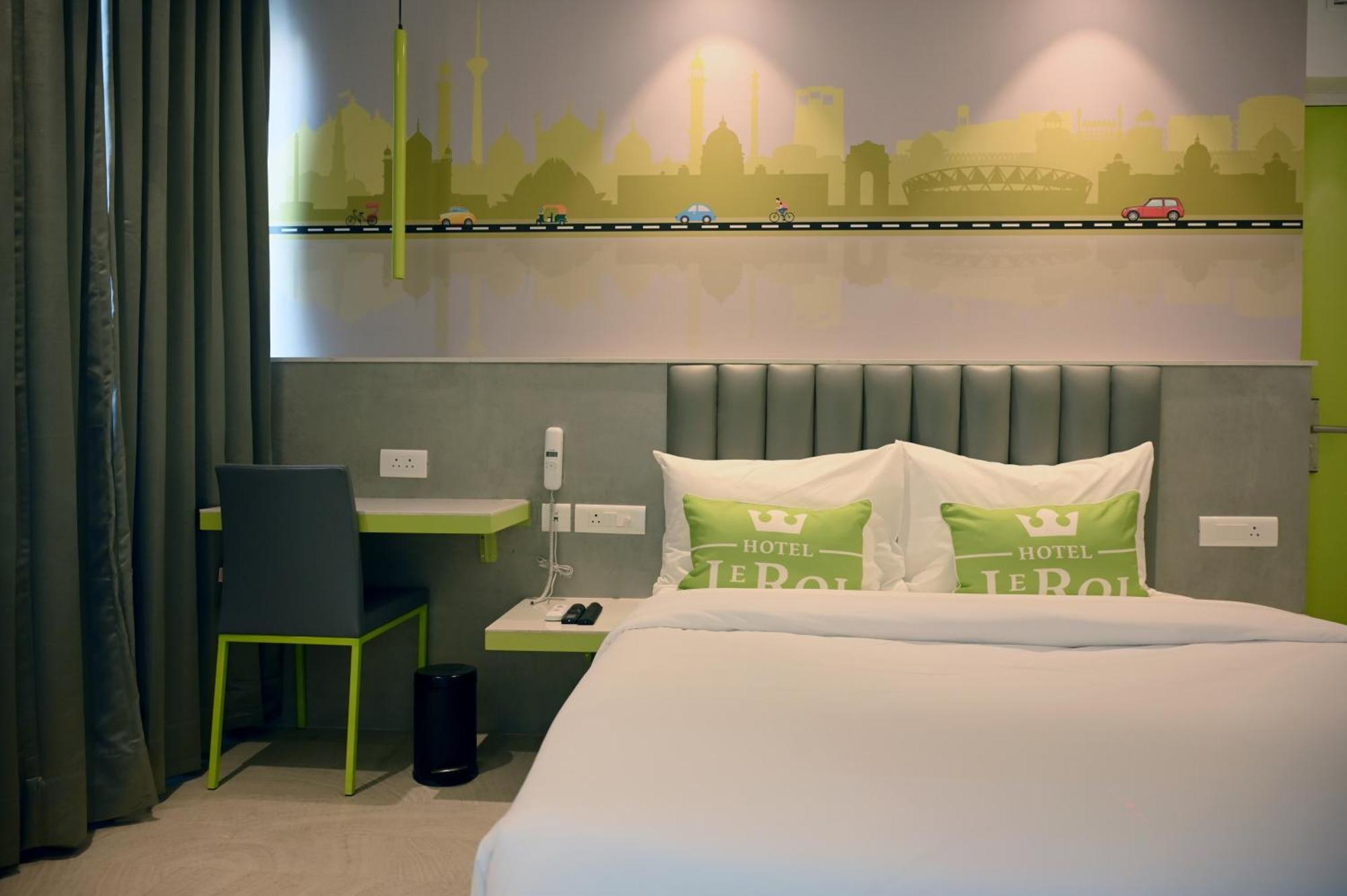 Hotel Le Roi Express Karol Bagh デリー エクステリア 写真