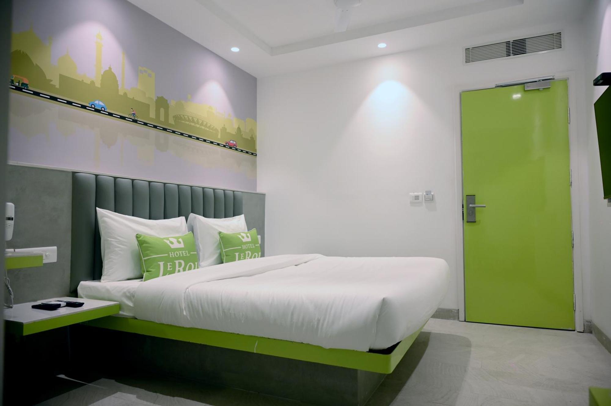 Hotel Le Roi Express Karol Bagh デリー エクステリア 写真