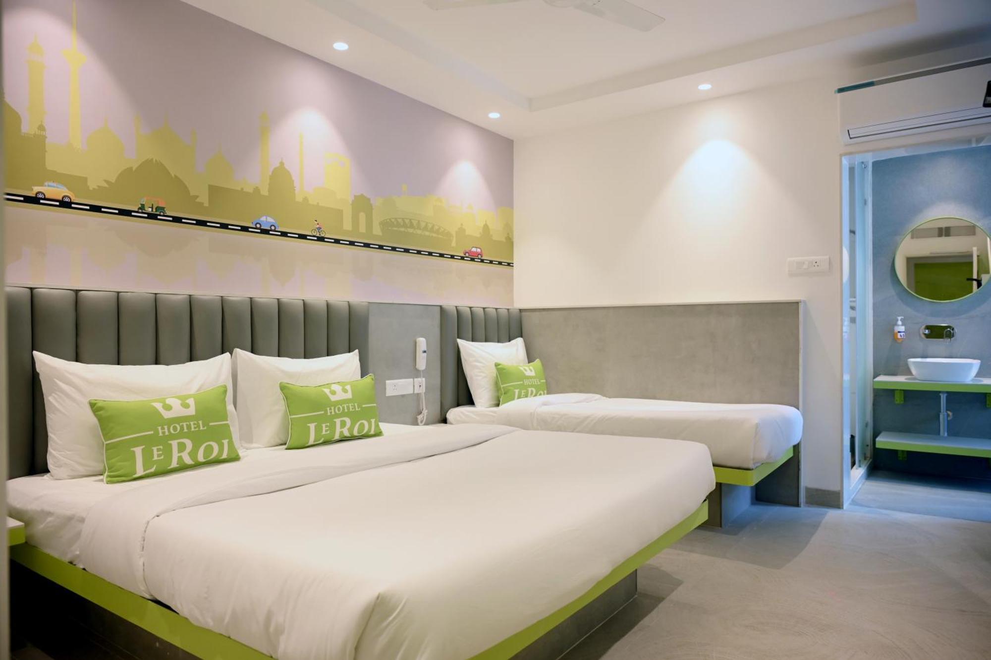 Hotel Le Roi Express Karol Bagh デリー エクステリア 写真