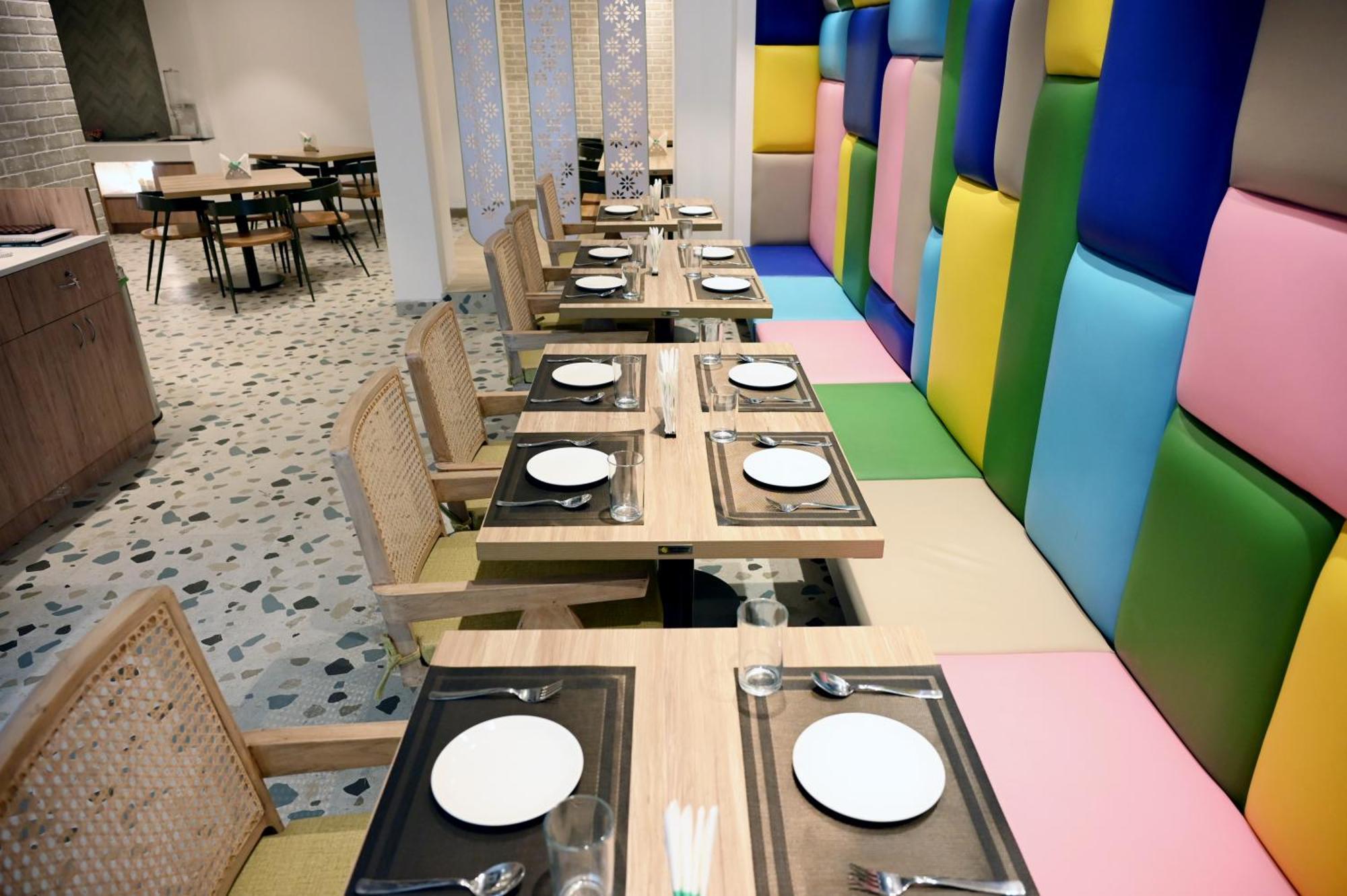 Hotel Le Roi Express Karol Bagh デリー エクステリア 写真